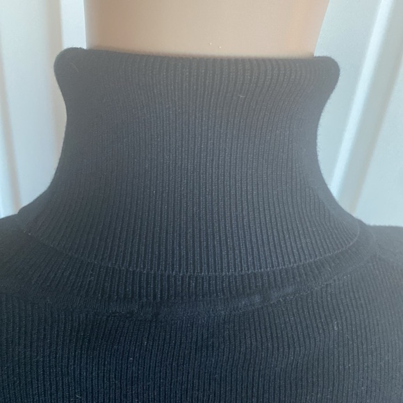Zara - Black Ribbed Turtleneck Sweater Sz M - Picture 4 of 12